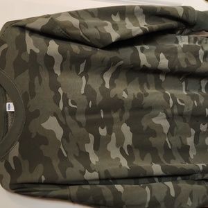 Old navy camo tunic crew neck small